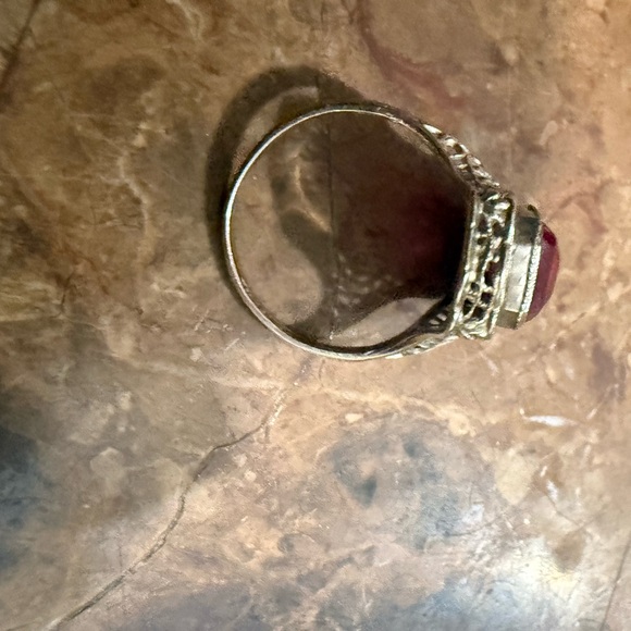 Antique 14kt lace filigree white gold Ring with a synthetic ruby - Picture 4 of 16